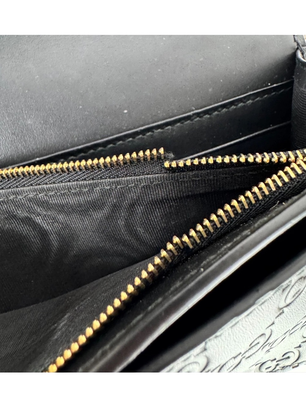 Authentic Gucci Black Embossed Mini Guccissima Bow Signature Bag - Picture 14 of 14